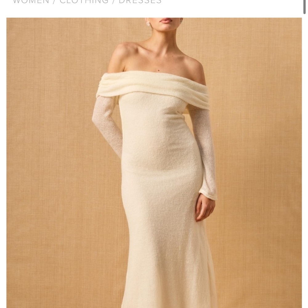 NWT Mon Renn Off-Shoulder Cream Nomad knit Dress